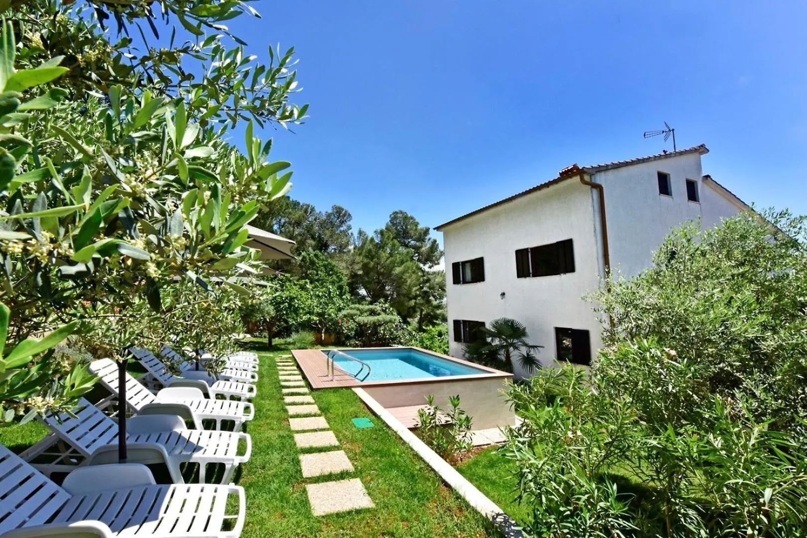 Villa House Max Mugeba