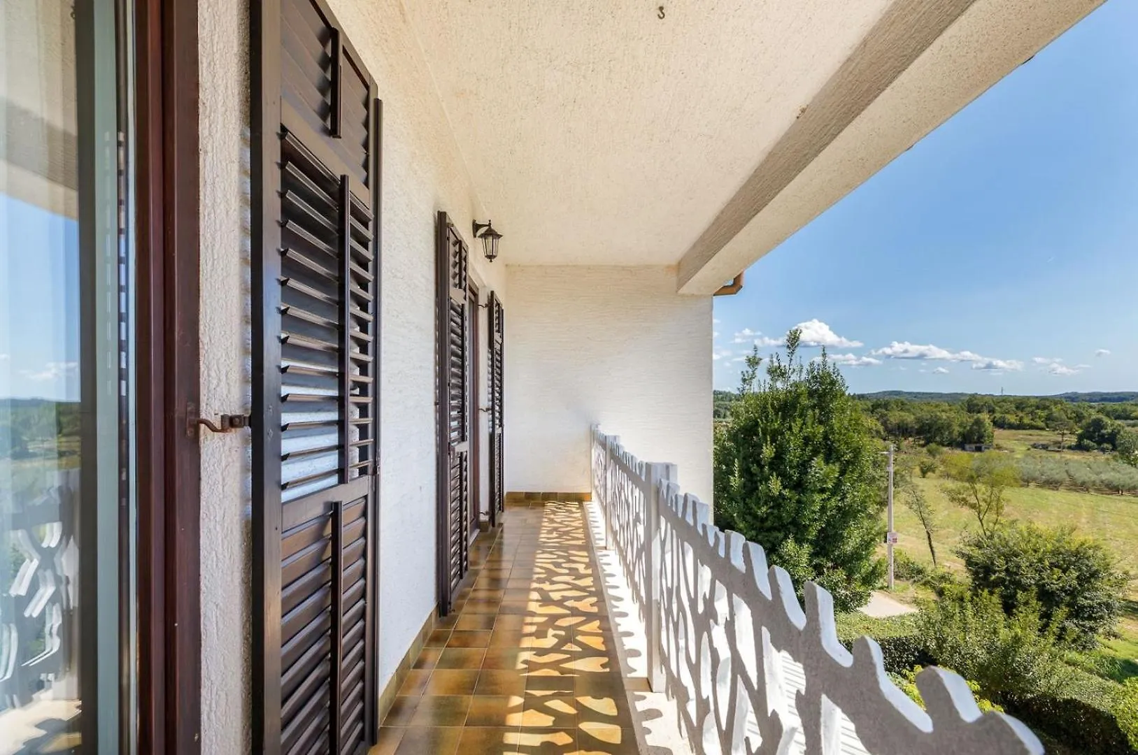 Vila House Max Mugeba